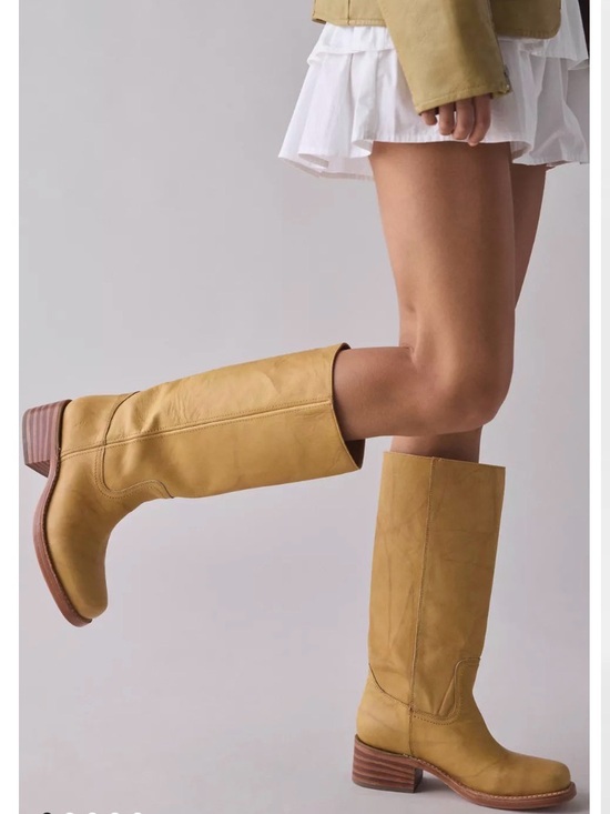 Frye Shoes - Authentic Frye Banana Campus Boots
